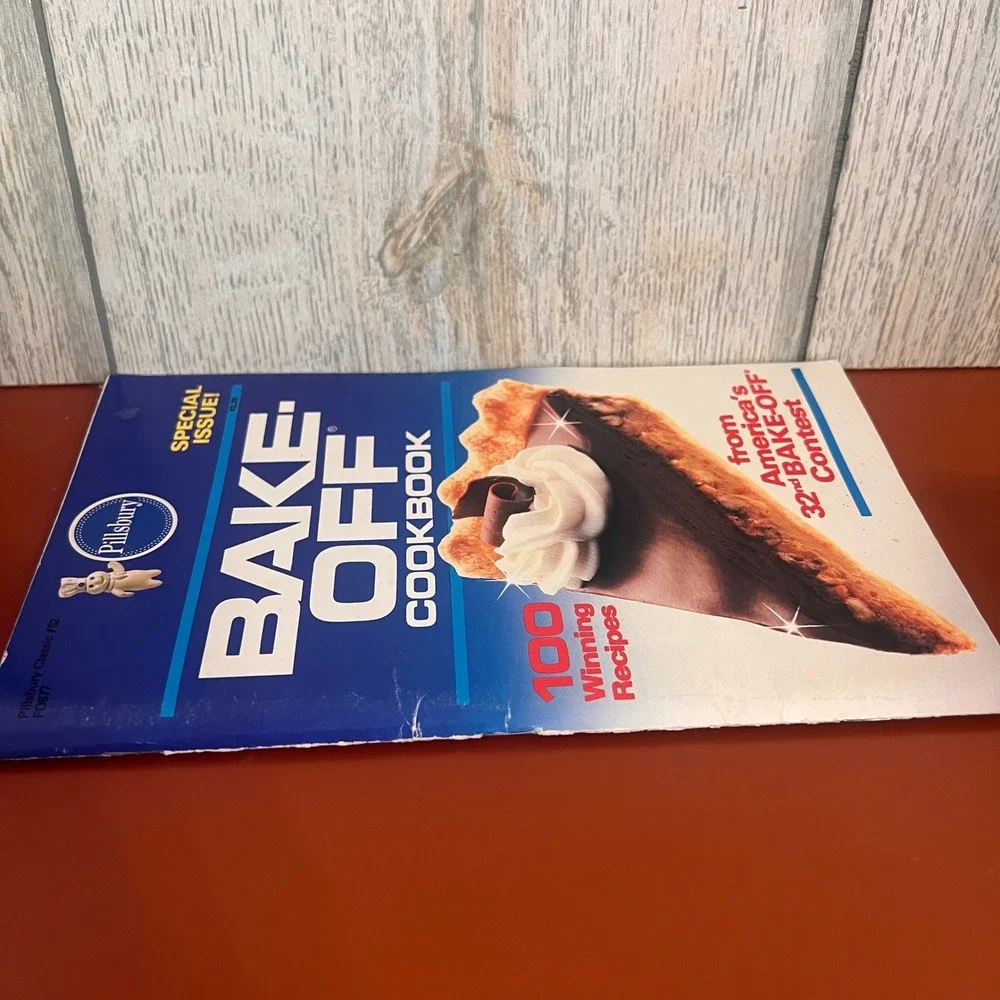Vtg 1986 Pillsbury Bake-Off Cookbook 100 Winning Recipes Classic No 62 Special